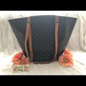AUTH. Louis Vuitton Monogram Sac Shopping